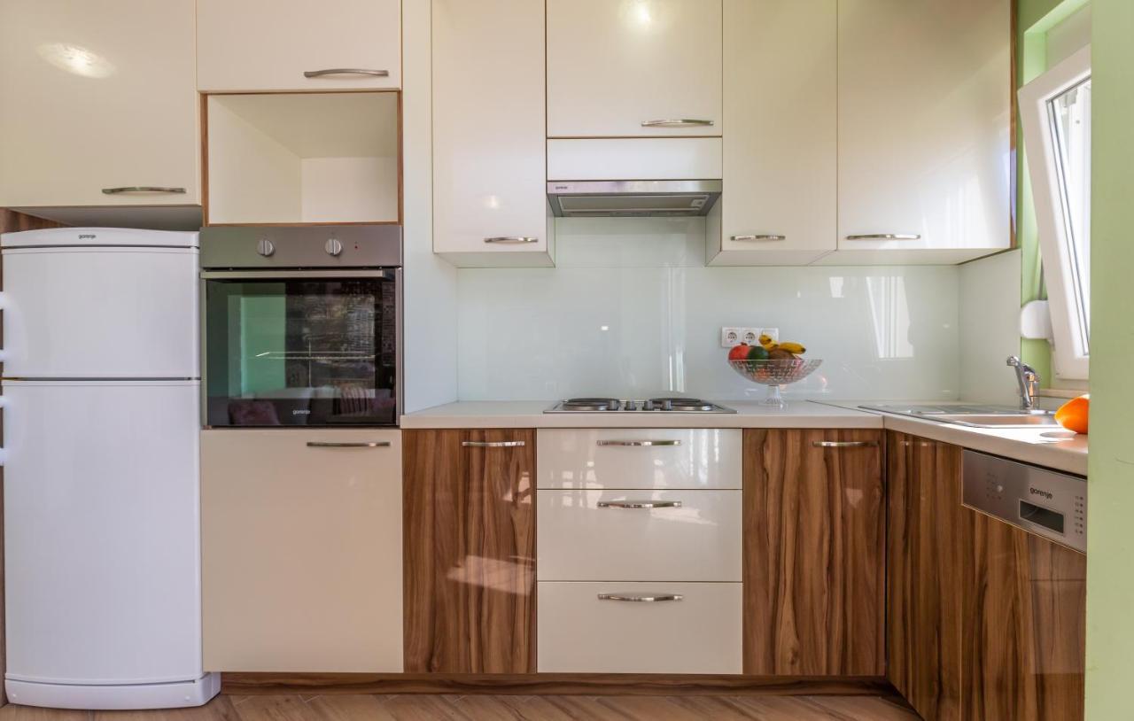 Apartamento Andela 1 Makarska Exterior foto